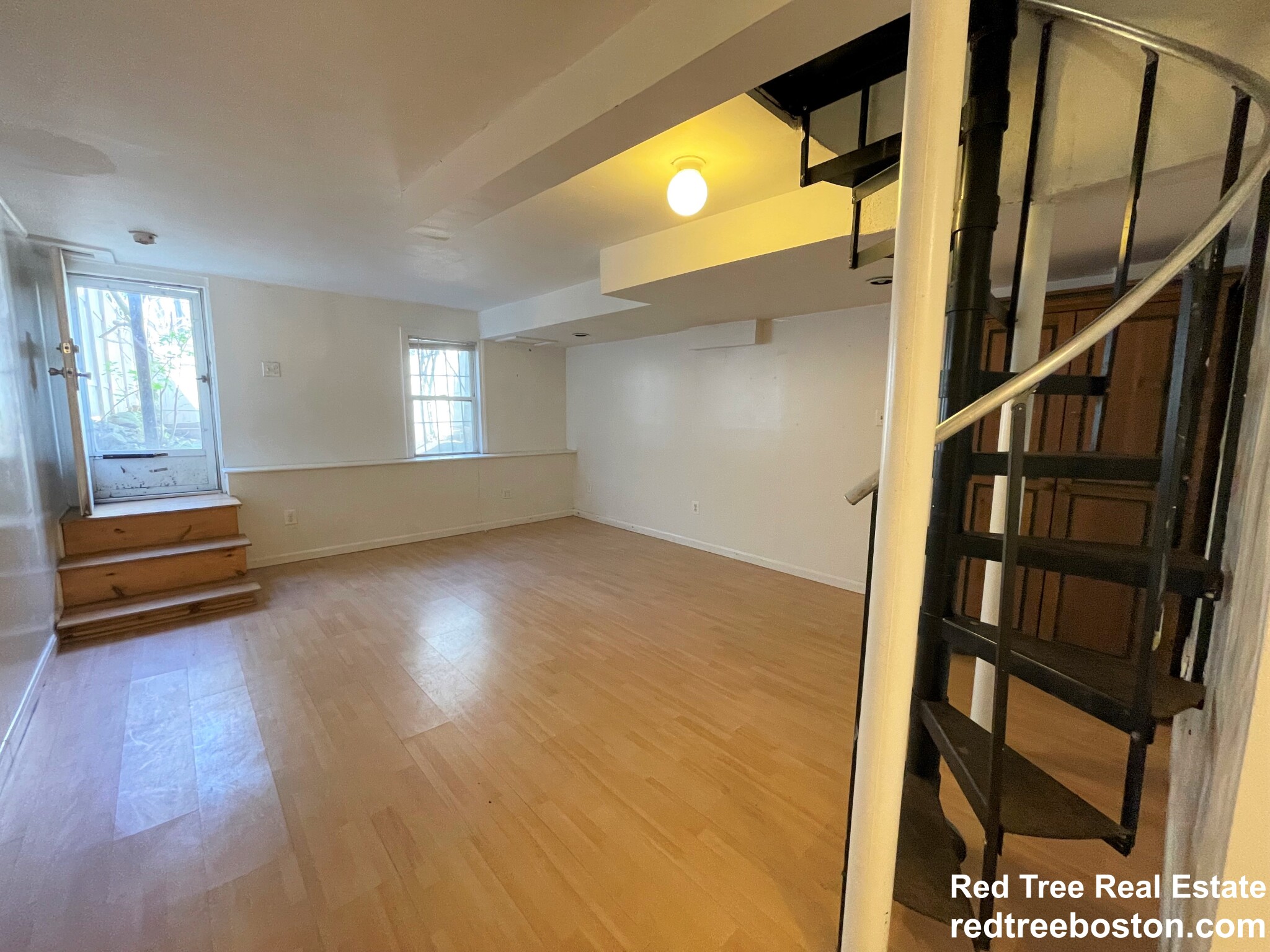 8 Sewall St, Mission Hill