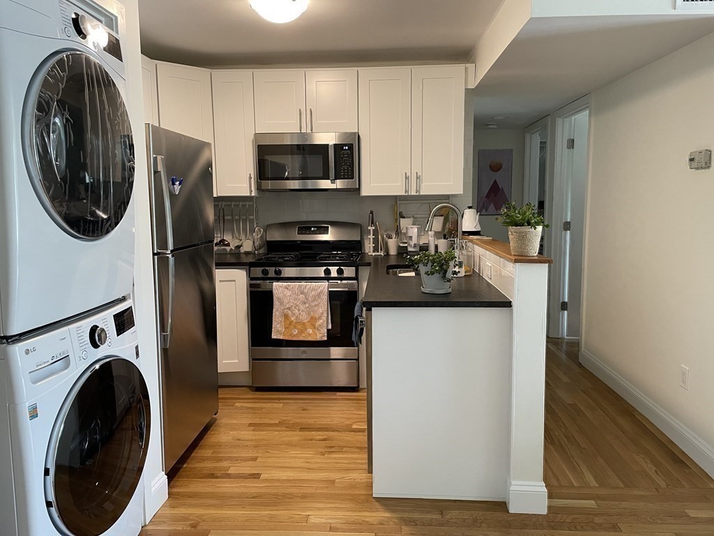 255 Beacon St, Somerville
