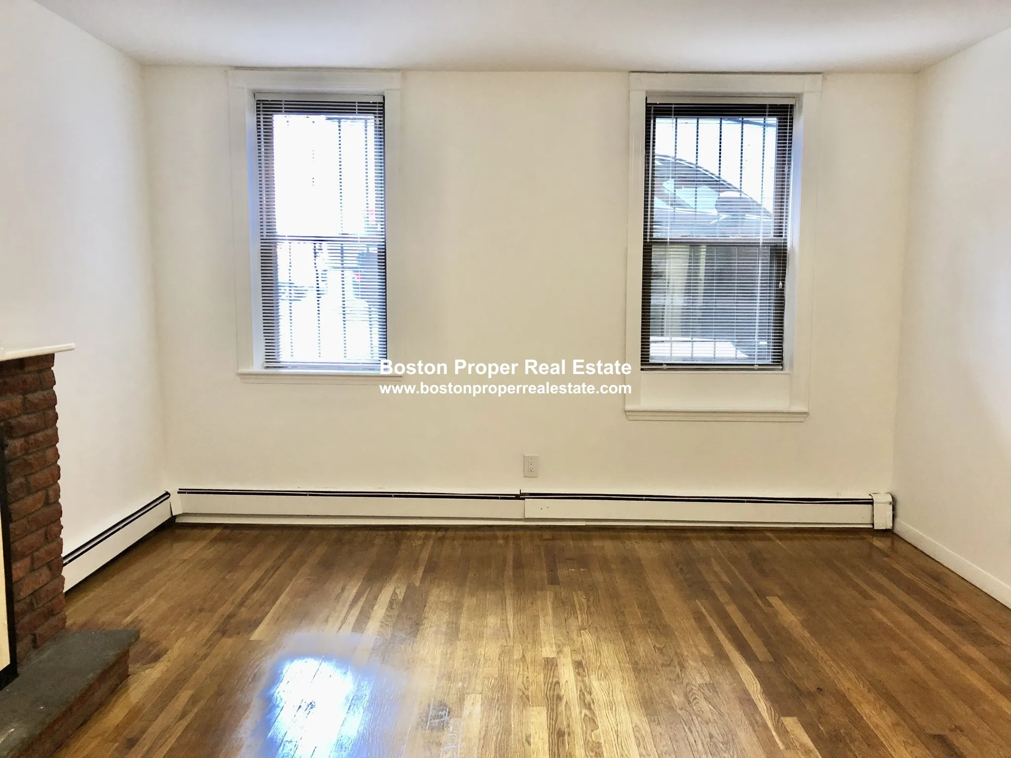 49 Gloucester St, Back Bay