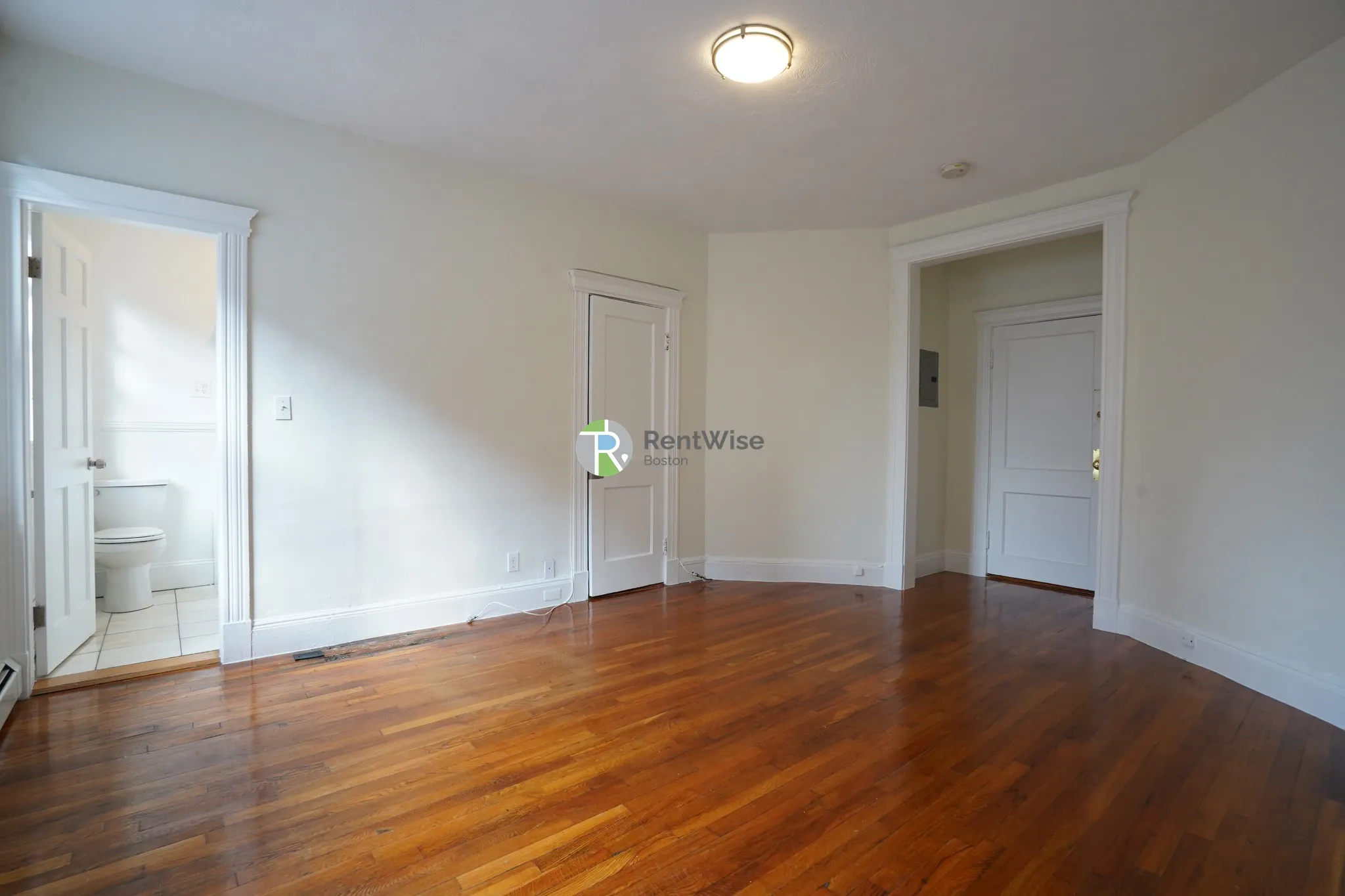 82 Brainerd Rd, Allston