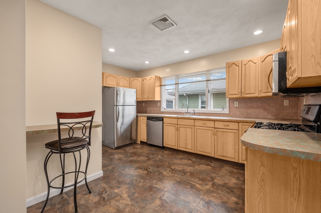 74 Windsor Rd, Tufts University