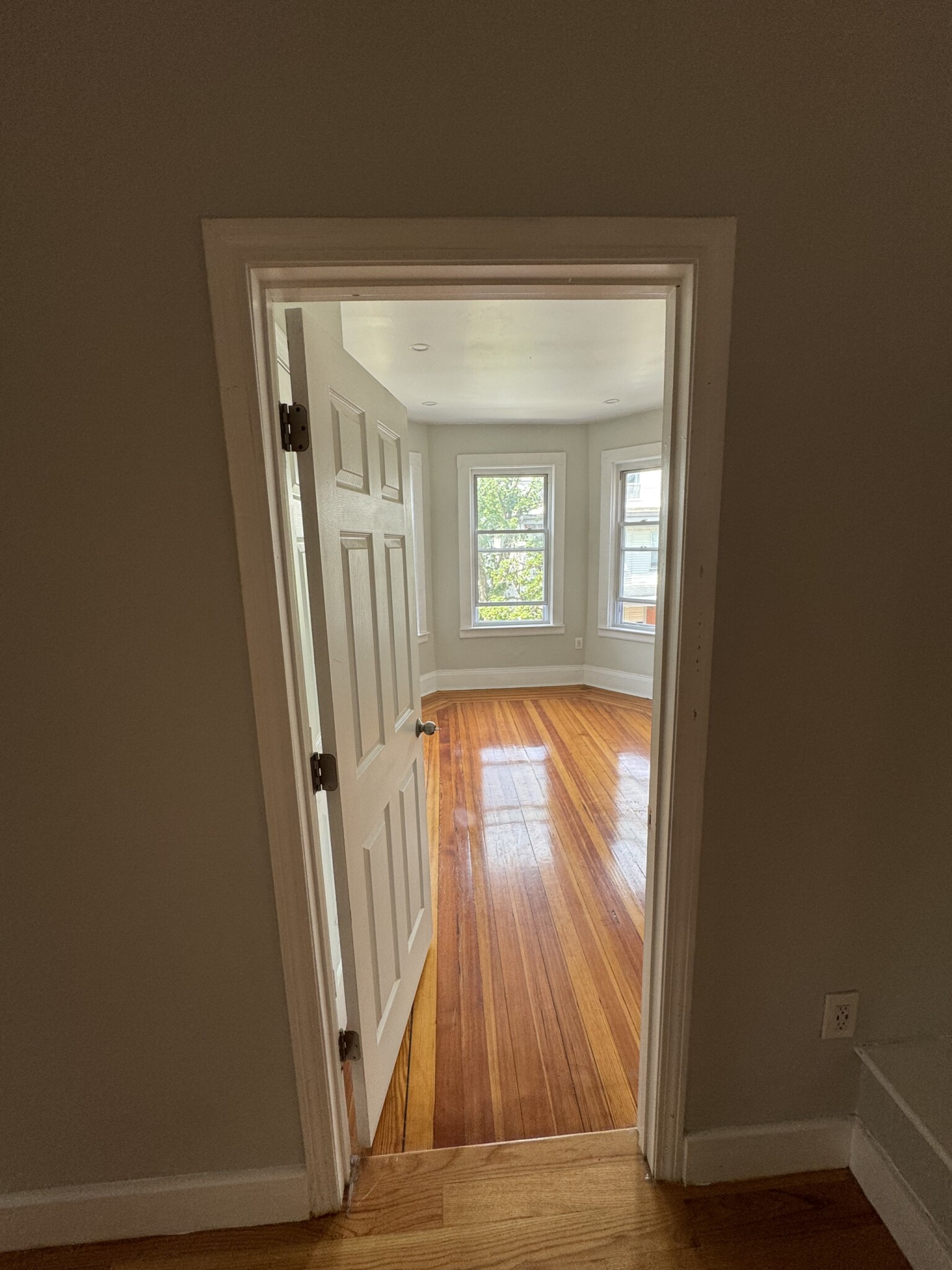 11 Anson St, Jamaica Plain