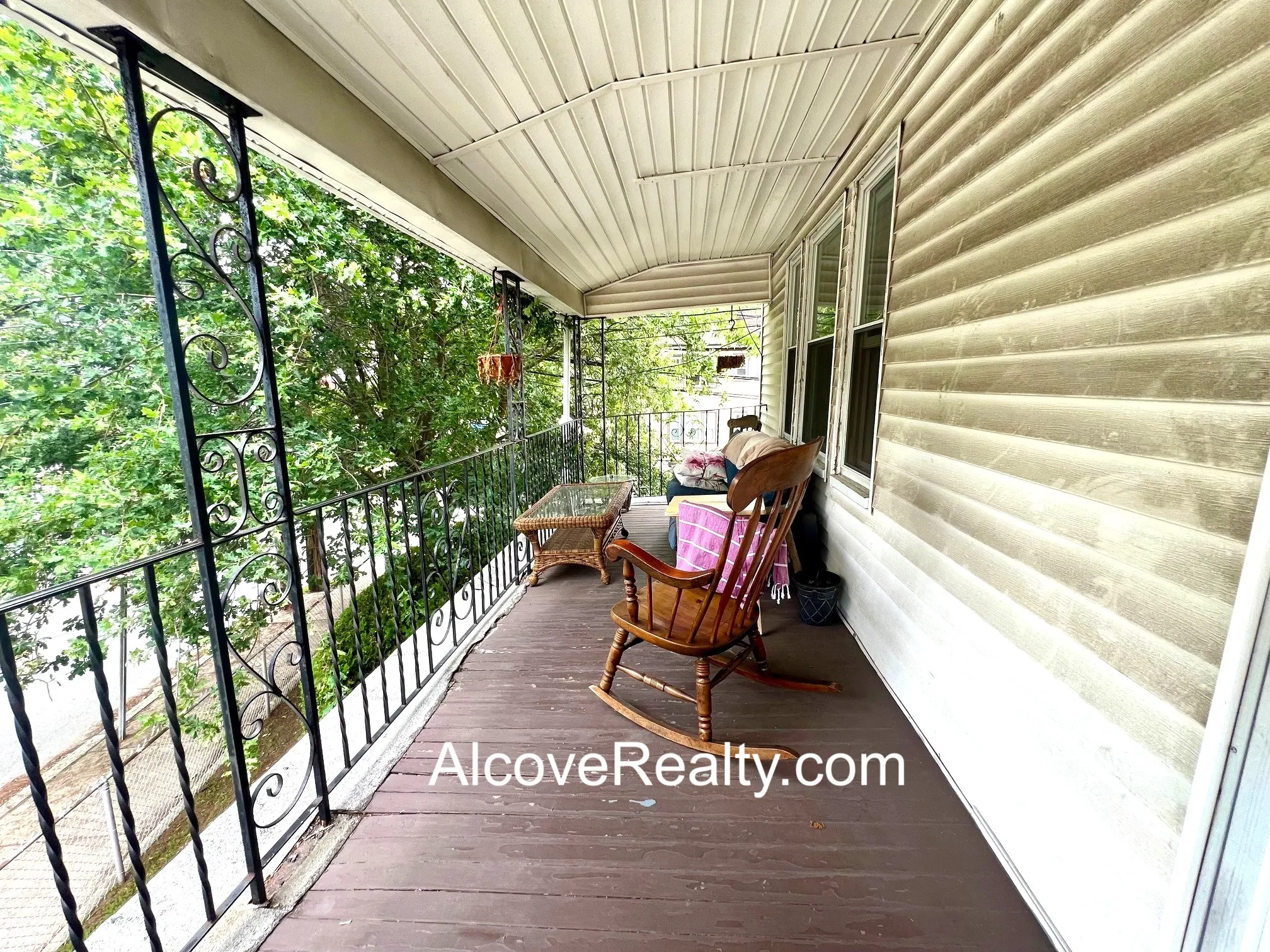 190 North St, West Somerville