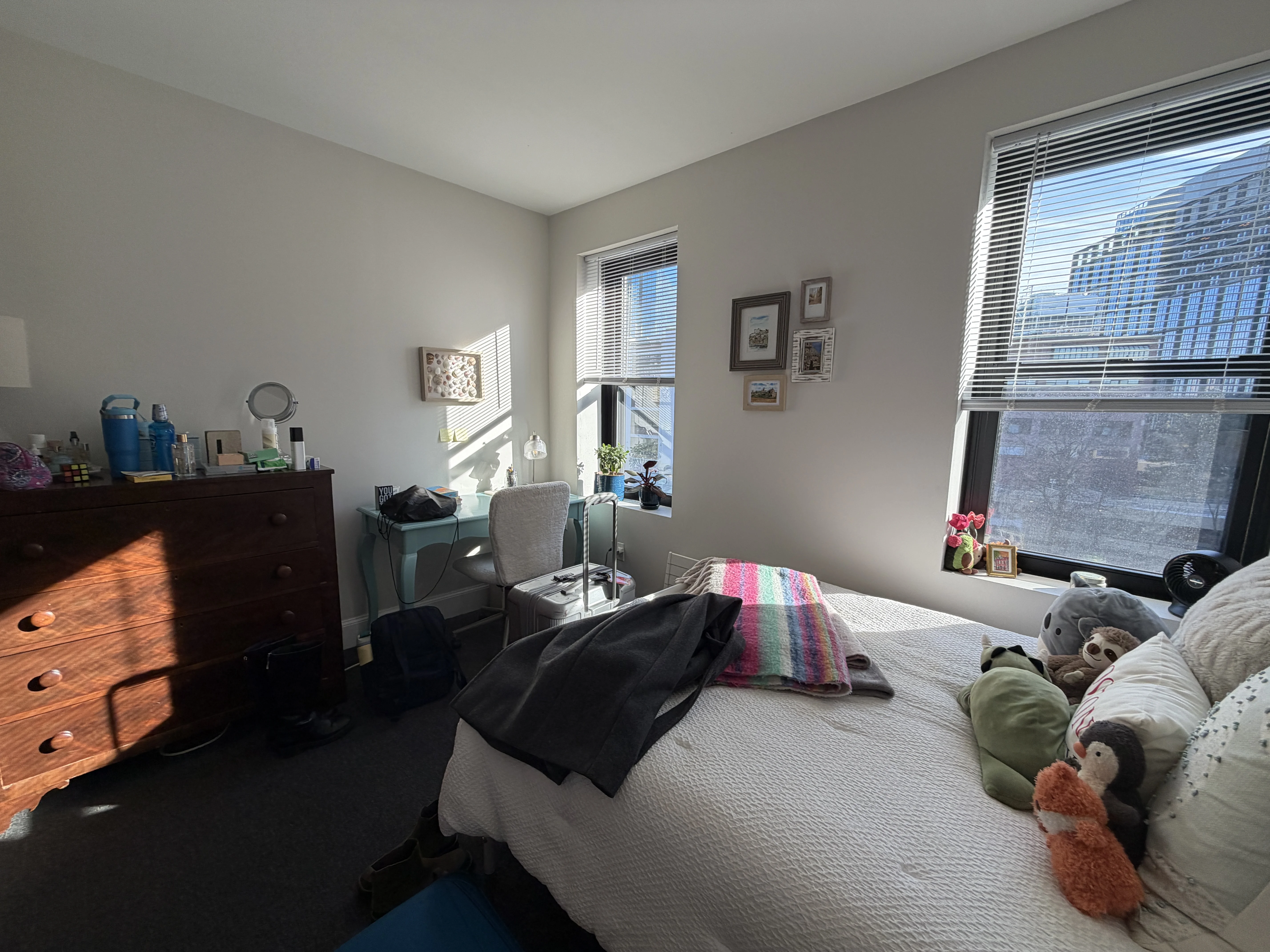 829 Beacon St, Fenway