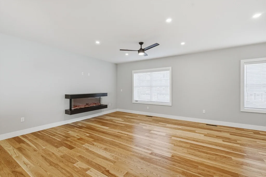 7 Elise Ave, Londonderry