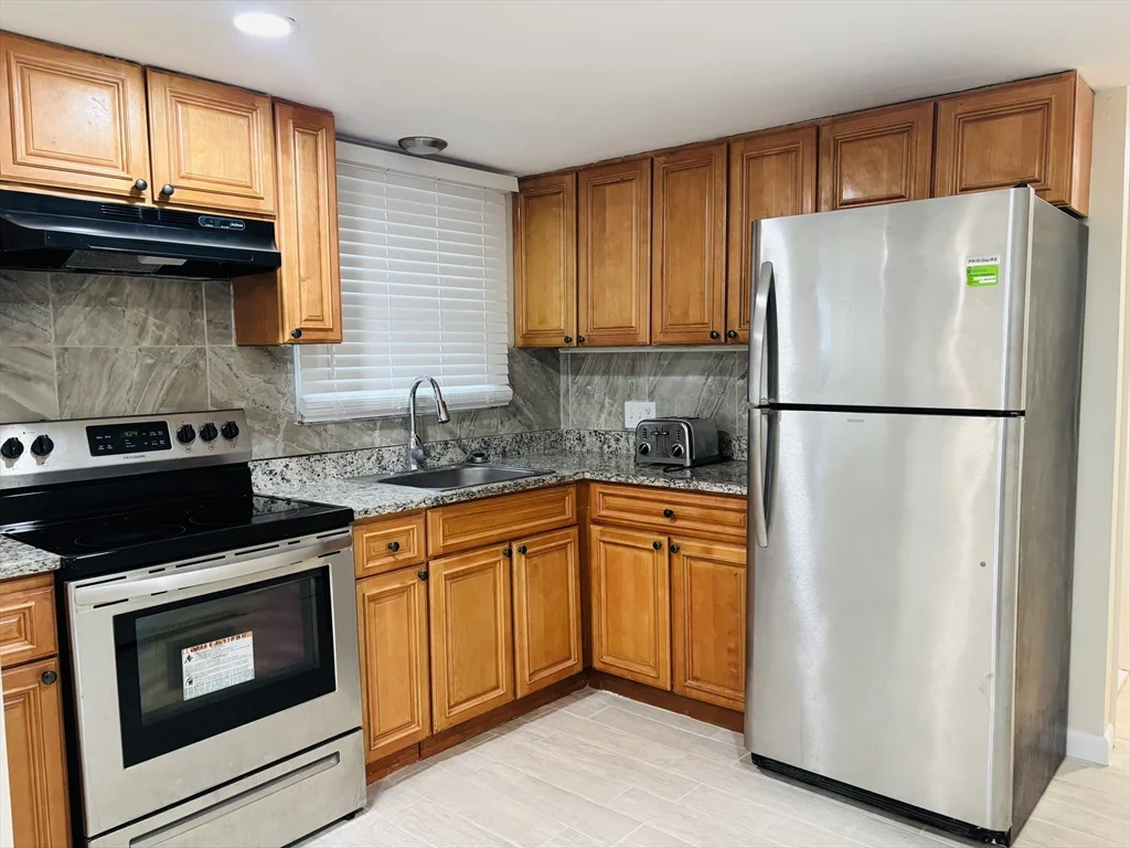 55 Woodlawn Ave, Chelsea