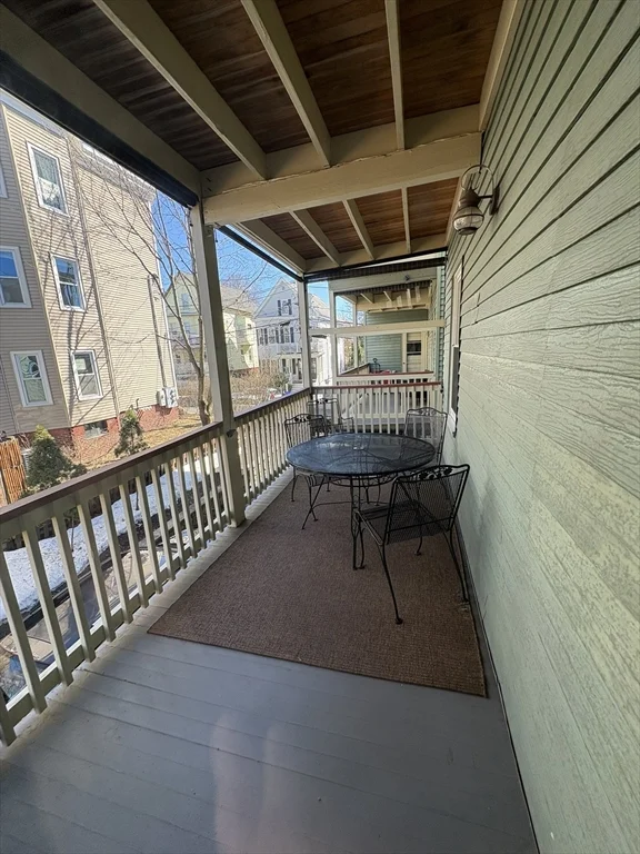 62 Ibbetson St, Davis Square