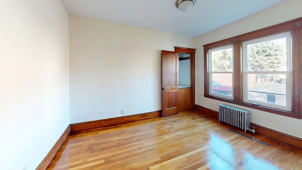 897 Canterbury St, Roslindale