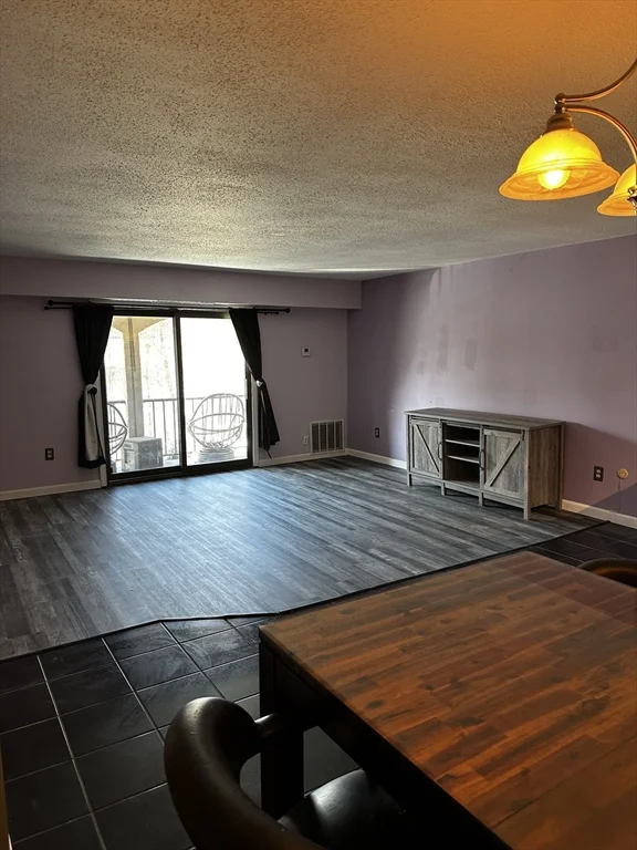 685 Oak St, Brockton