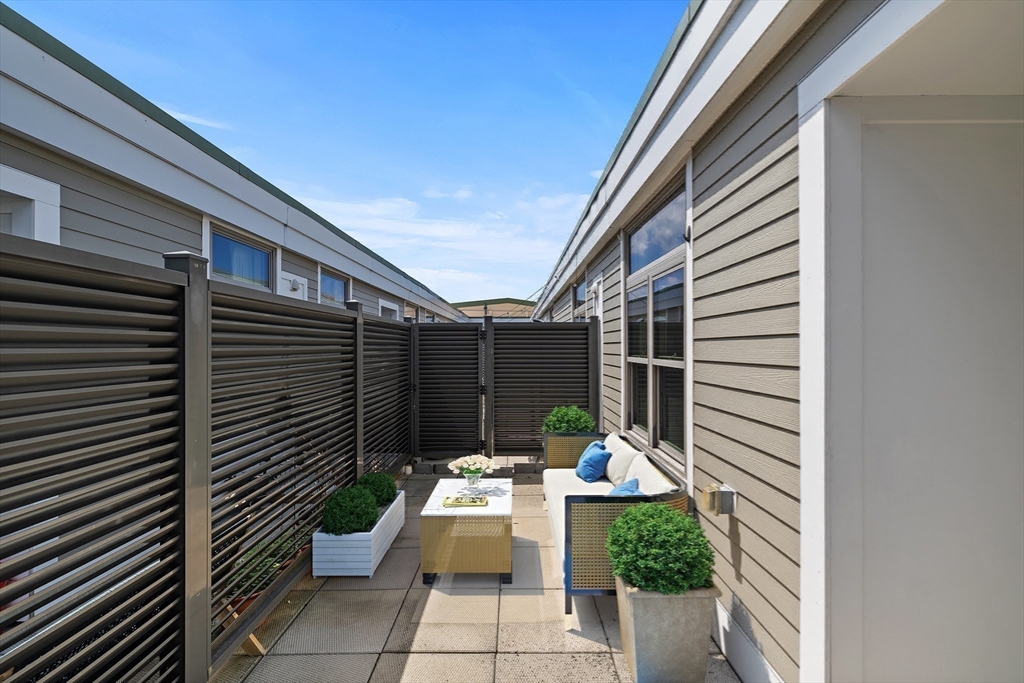 166 Ter, Mission Hill