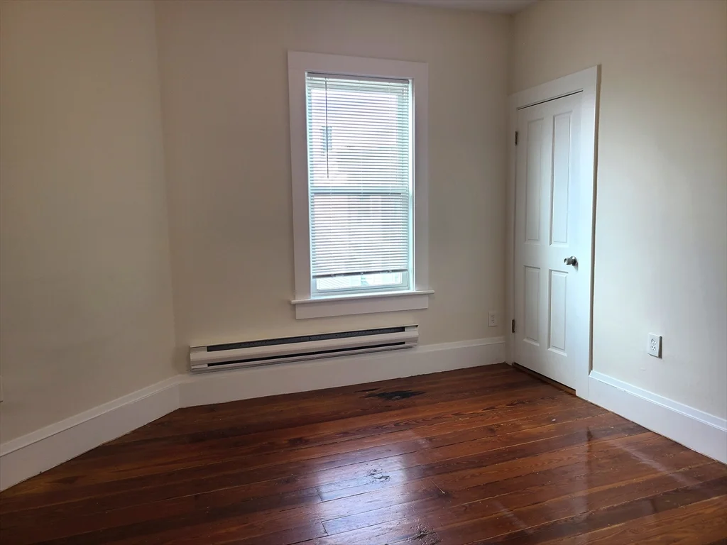 27 Buttonwood St, Dorchester