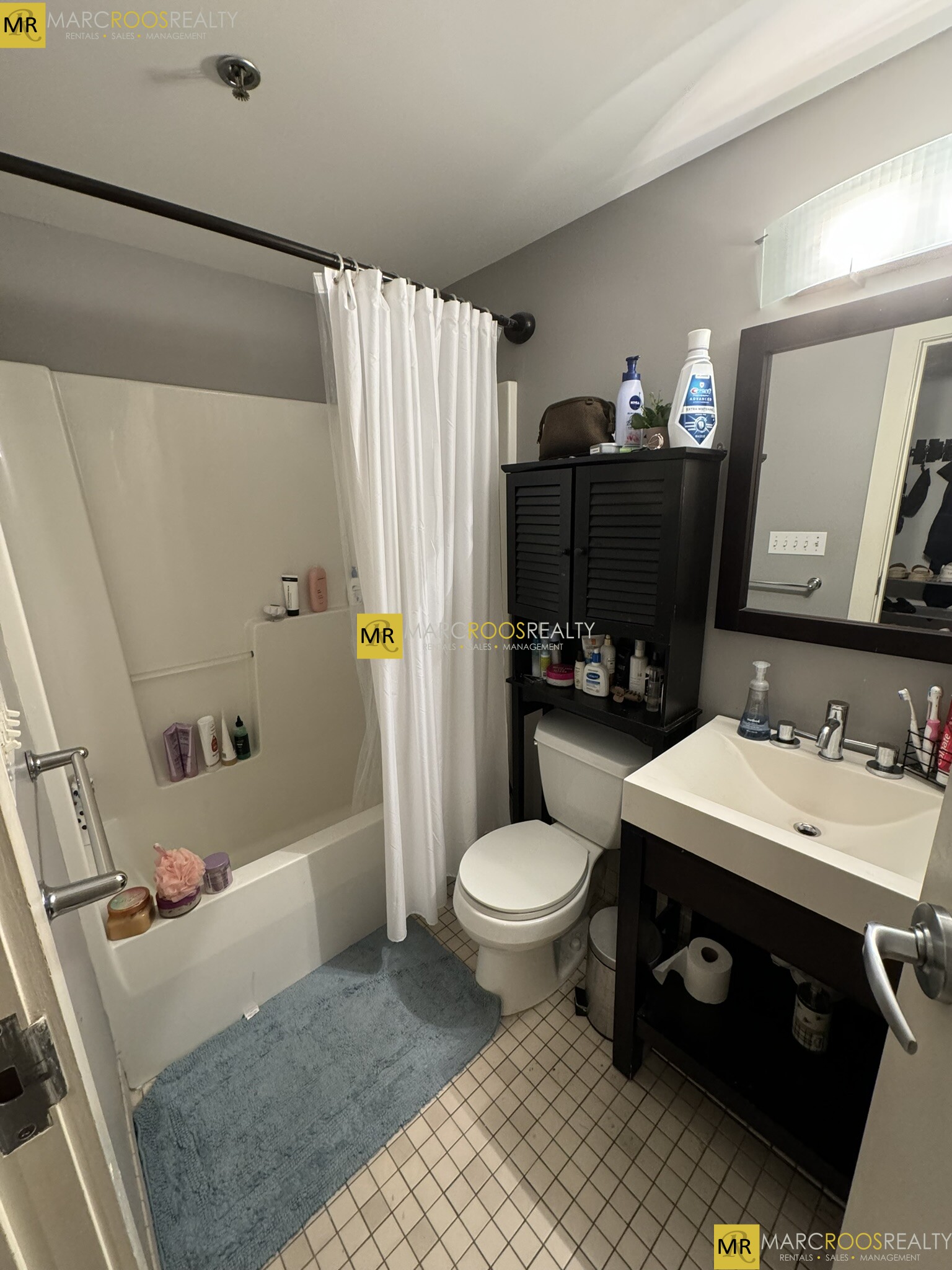 534 Commonwealth Ave, Fenway