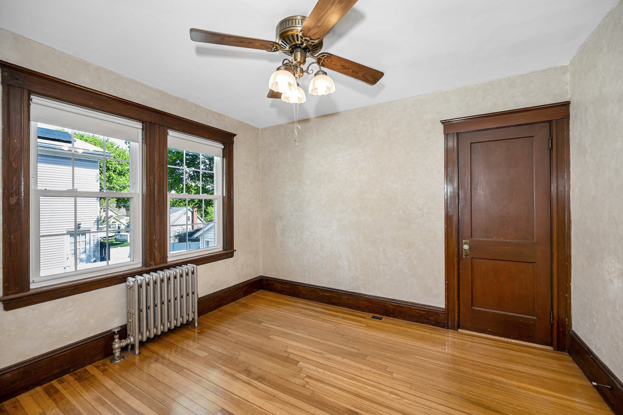 26 Leonard St, Woburn