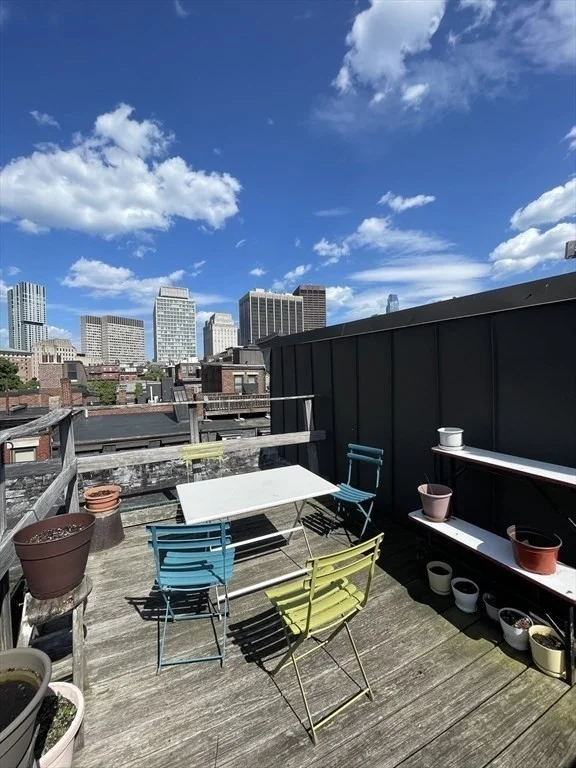 11 Irving St, Beacon Hill