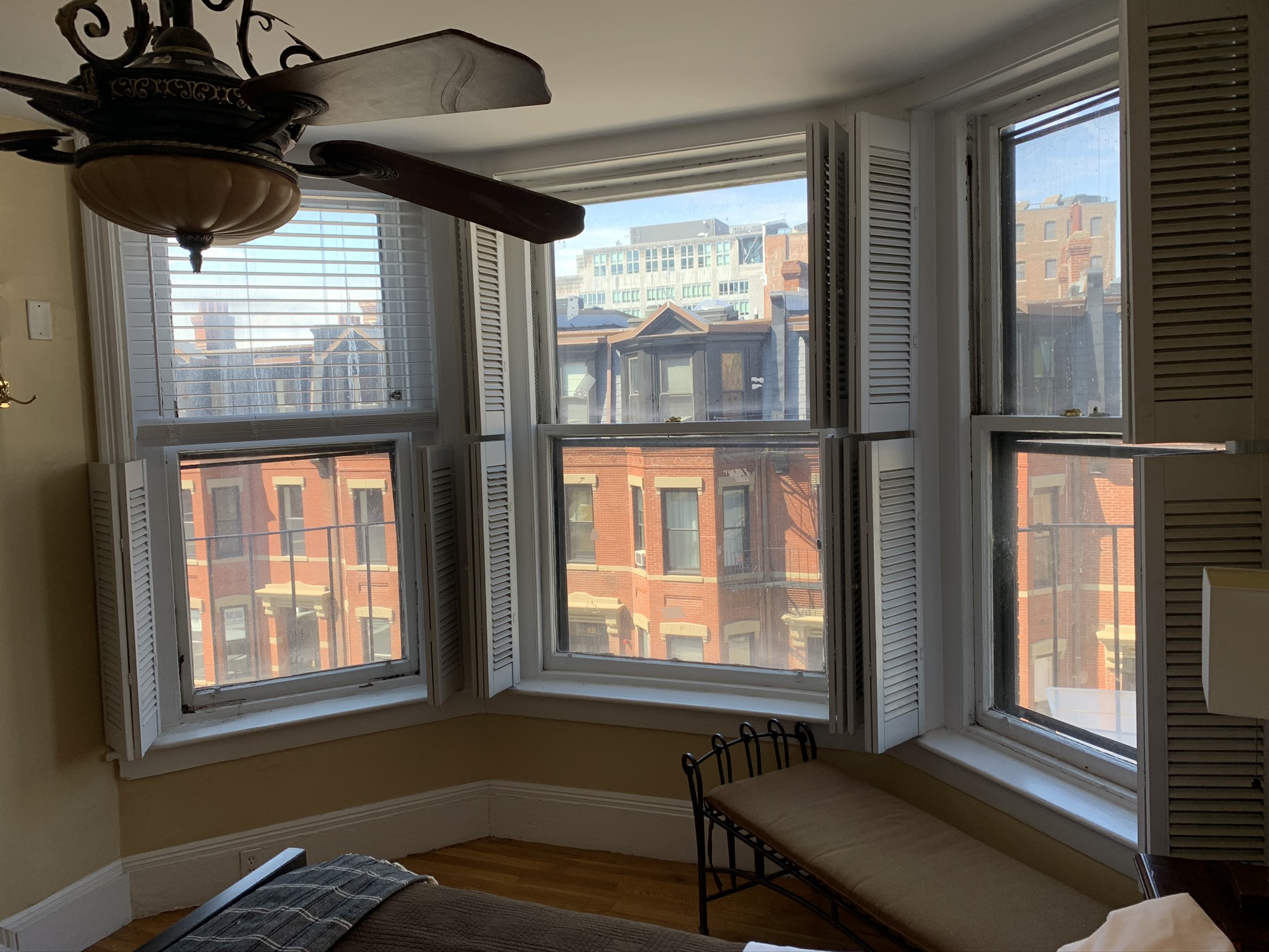 48 Hereford St, Back Bay