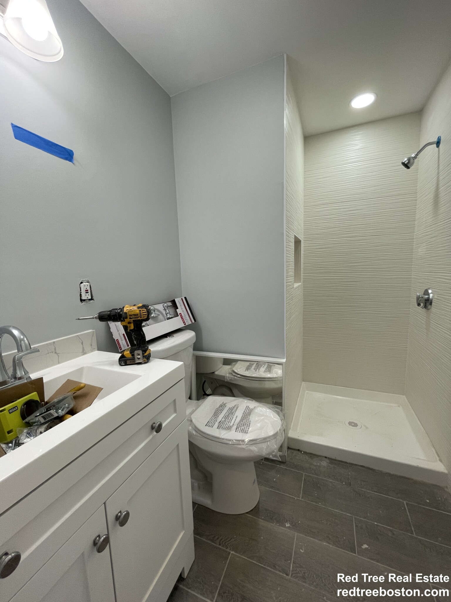 44 Ashley St, East Boston