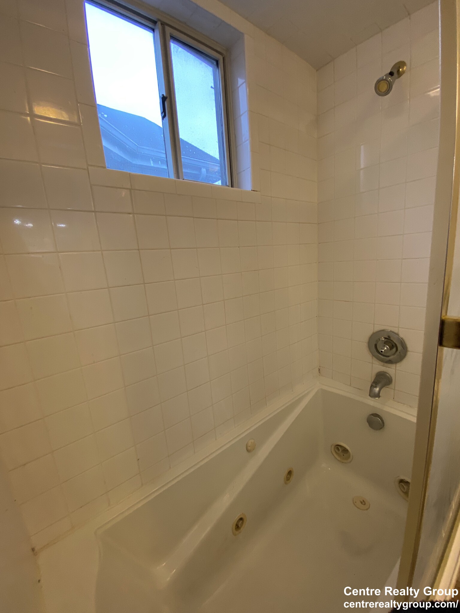 200 Hyde Park Ave, Jamaica Plain