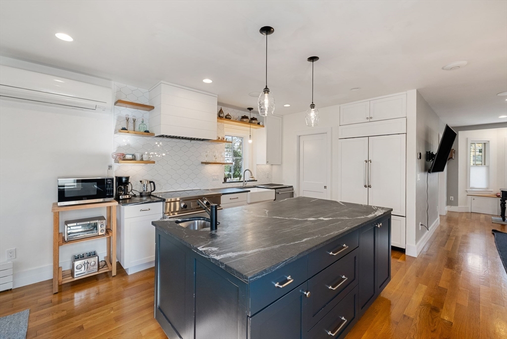 14 Hubbard Ave, Cambridge