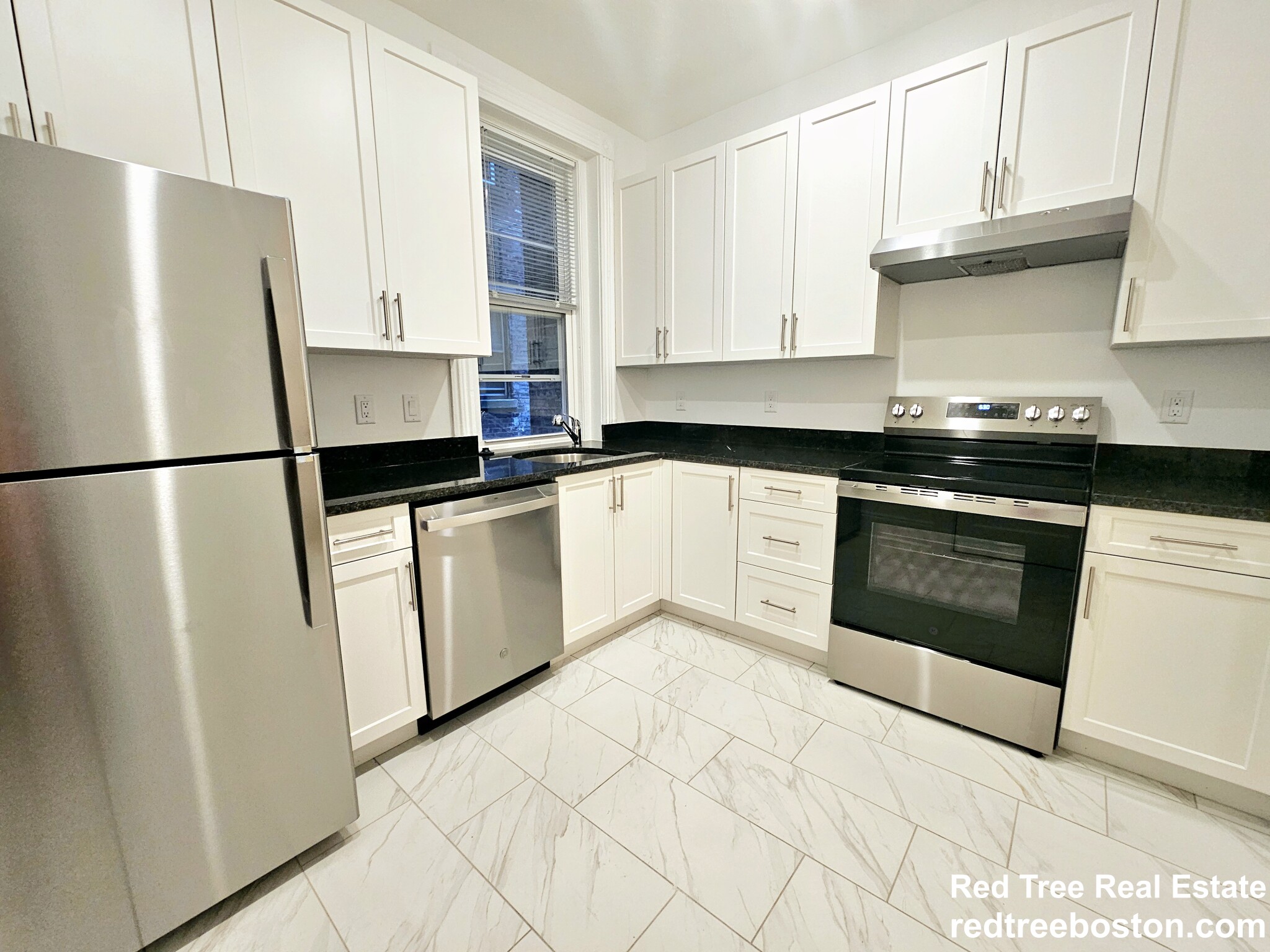 93 Marion St, Coolidge Corner