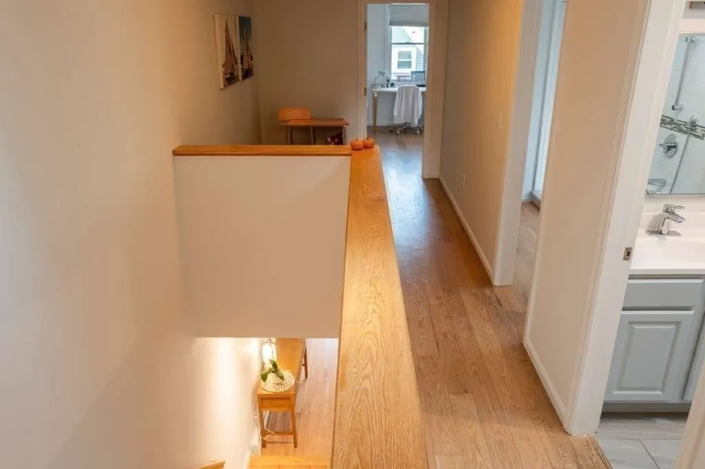 90 Monument, Medford