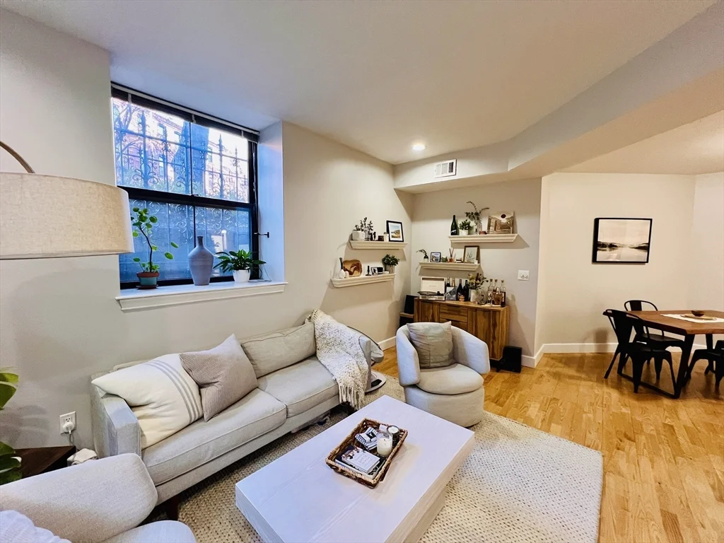 150 Appleton St, South End