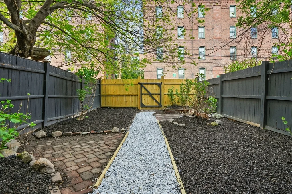 80 E Brookline St, South End
