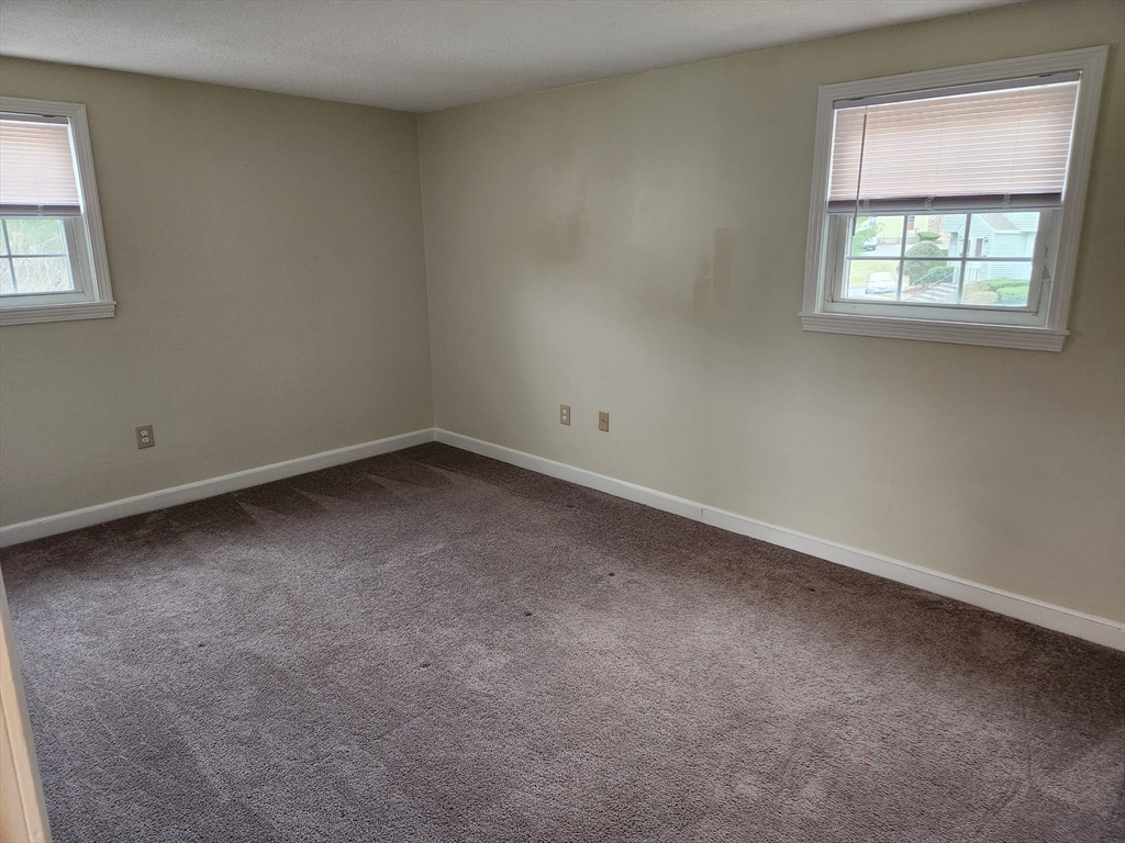 1028 Waverly St, Framingham