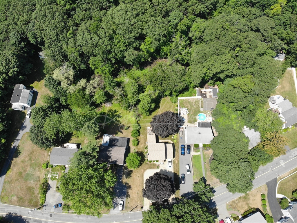 330 Swains Pond Ave, Melrose