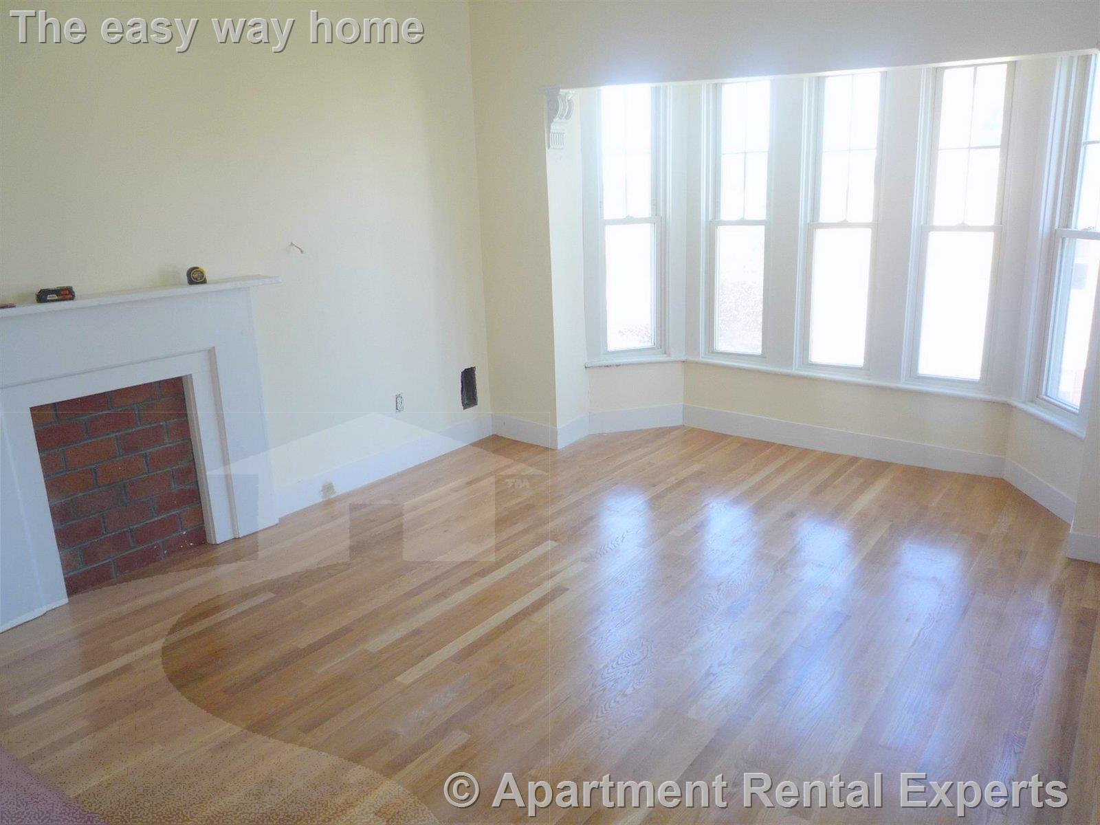 14 Rockland Pl, Malden Center