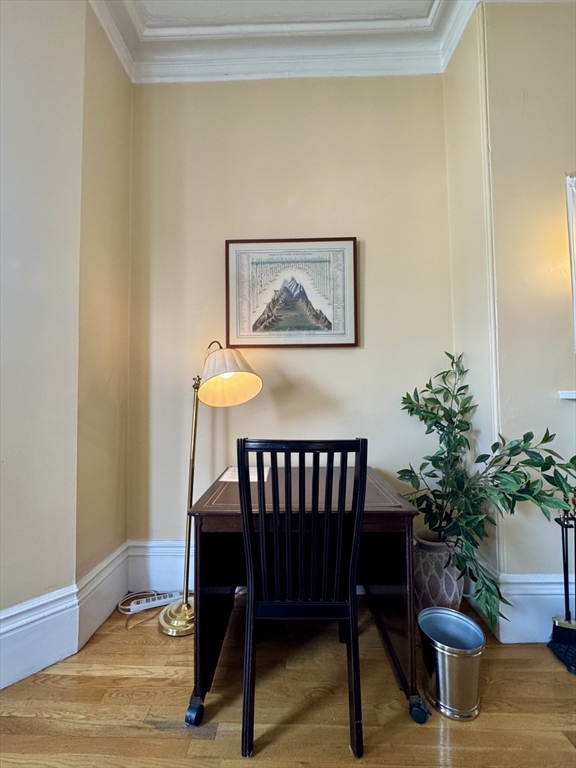 169 Beacon St, Back Bay