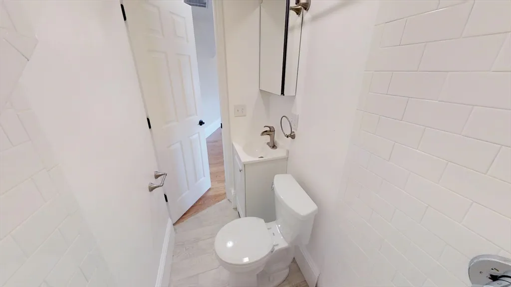 50 Lowell St, Spring Hill