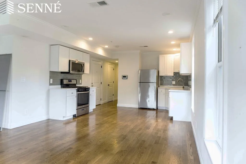 2747 Washington St, East Boston