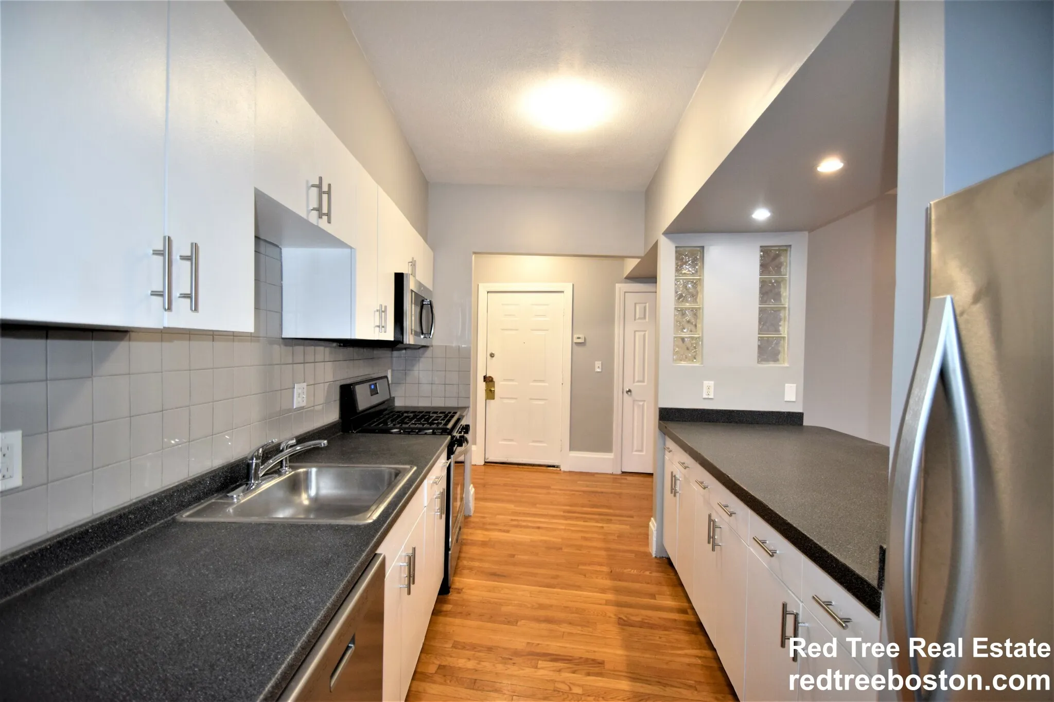 83 Glenville Ave, Brighton