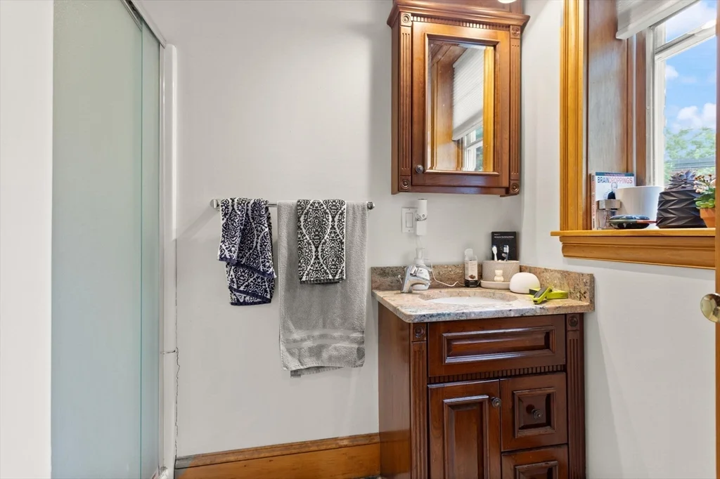 90 Browne St, Coolidge Corner