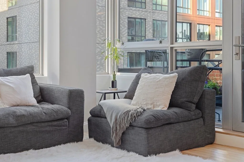 99-105 Broad, Waterfront