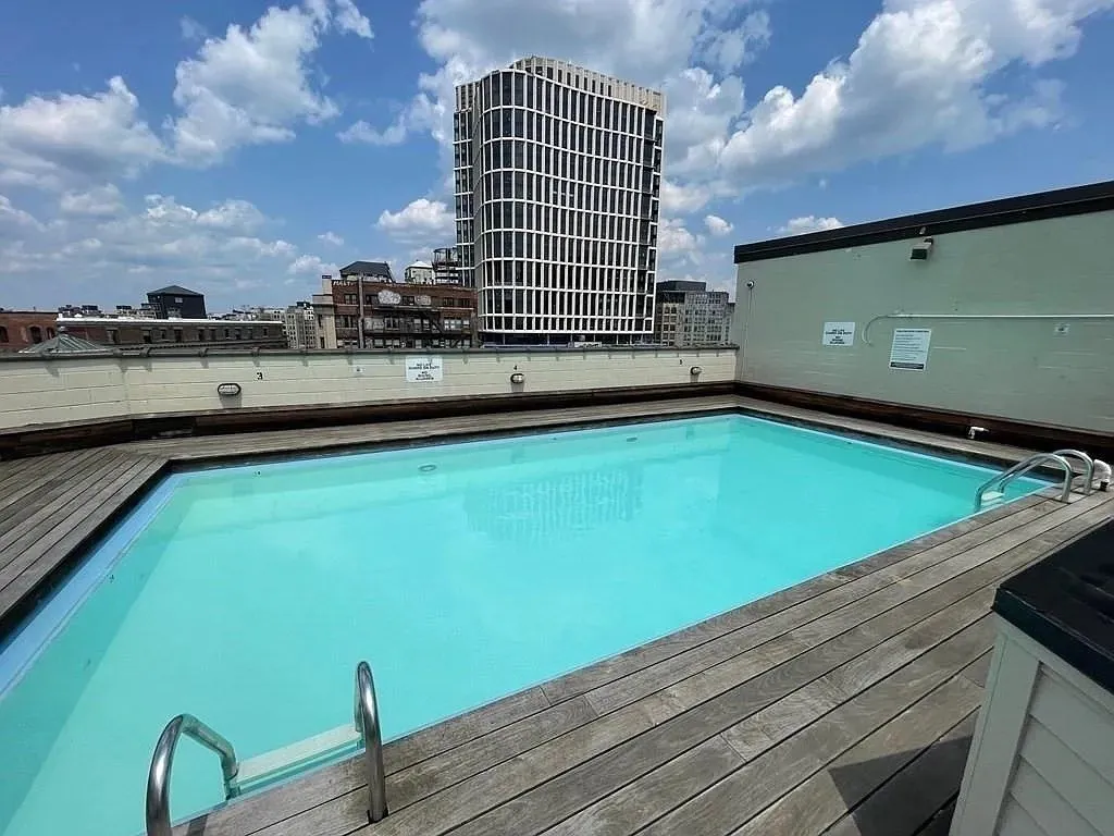 12 Stoneholm St, Fenway