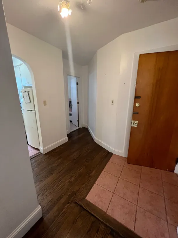 90 Winthrop Shore Dr, Winthrop