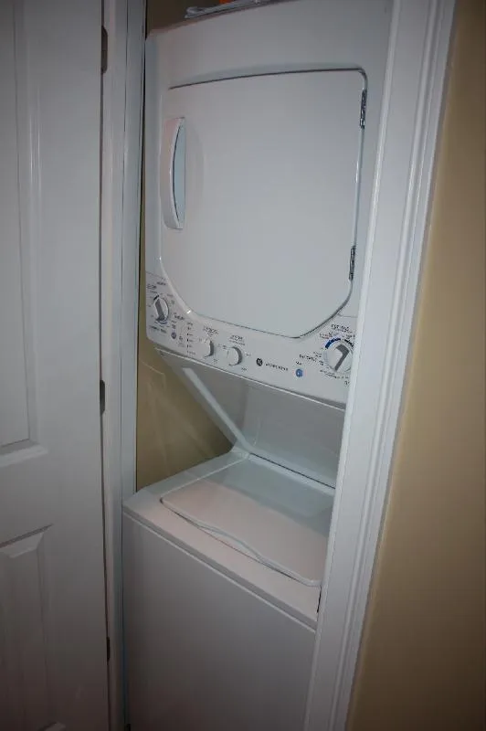 148 Hillside St, Mission Hill