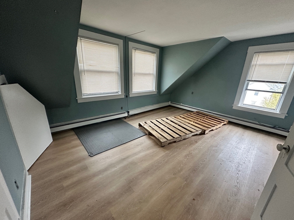 16 West St, Franklin