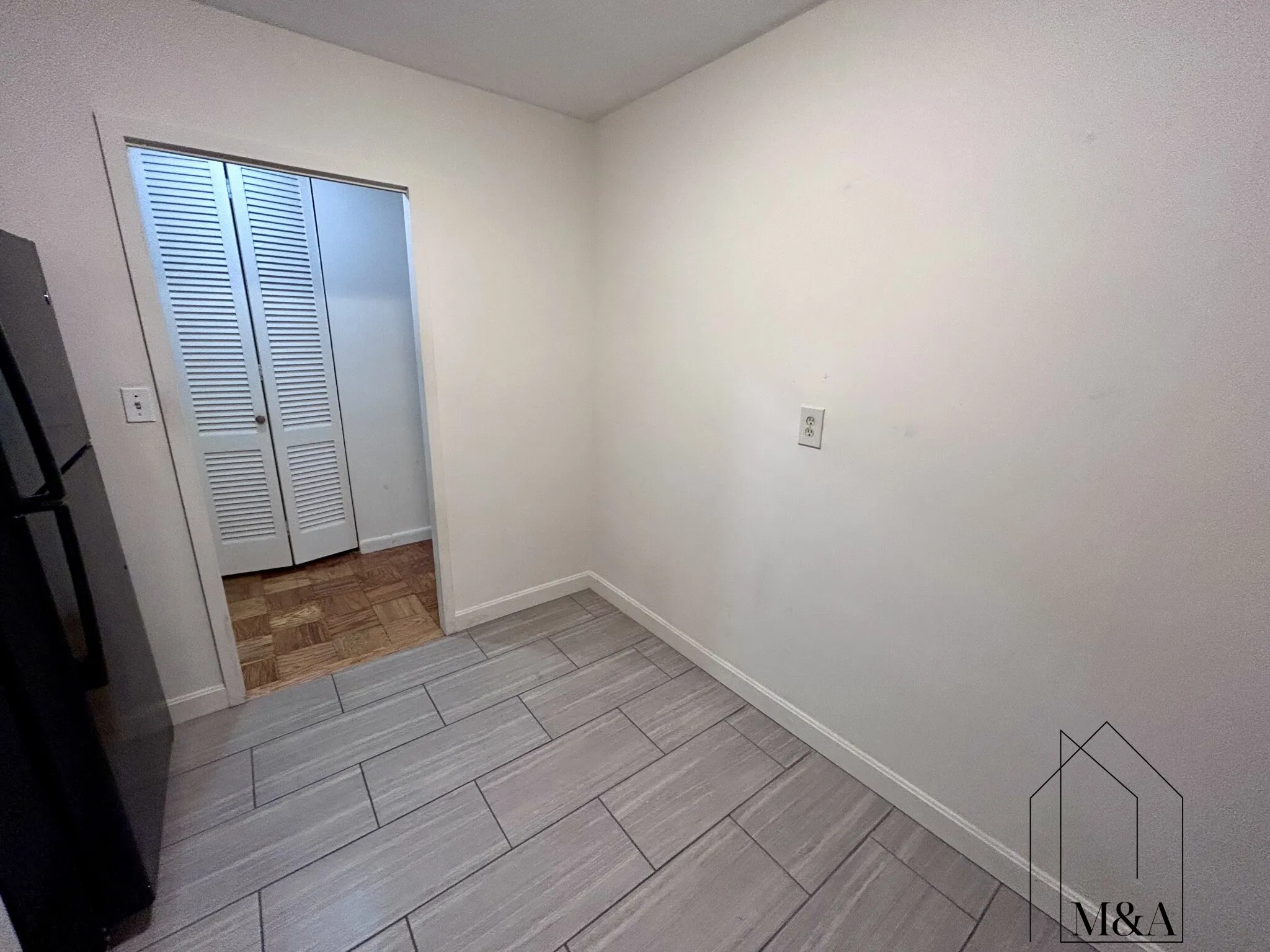 101 Monmouth St, Longwood