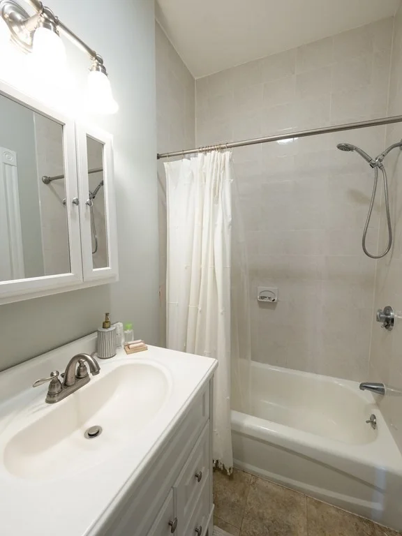 25 Fort Ave, Roxbury