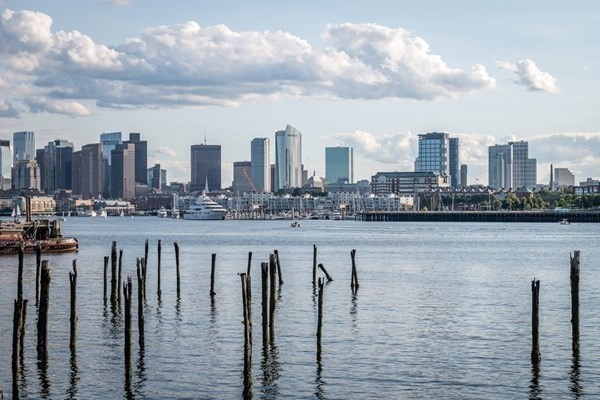 425 Border St, East Boston