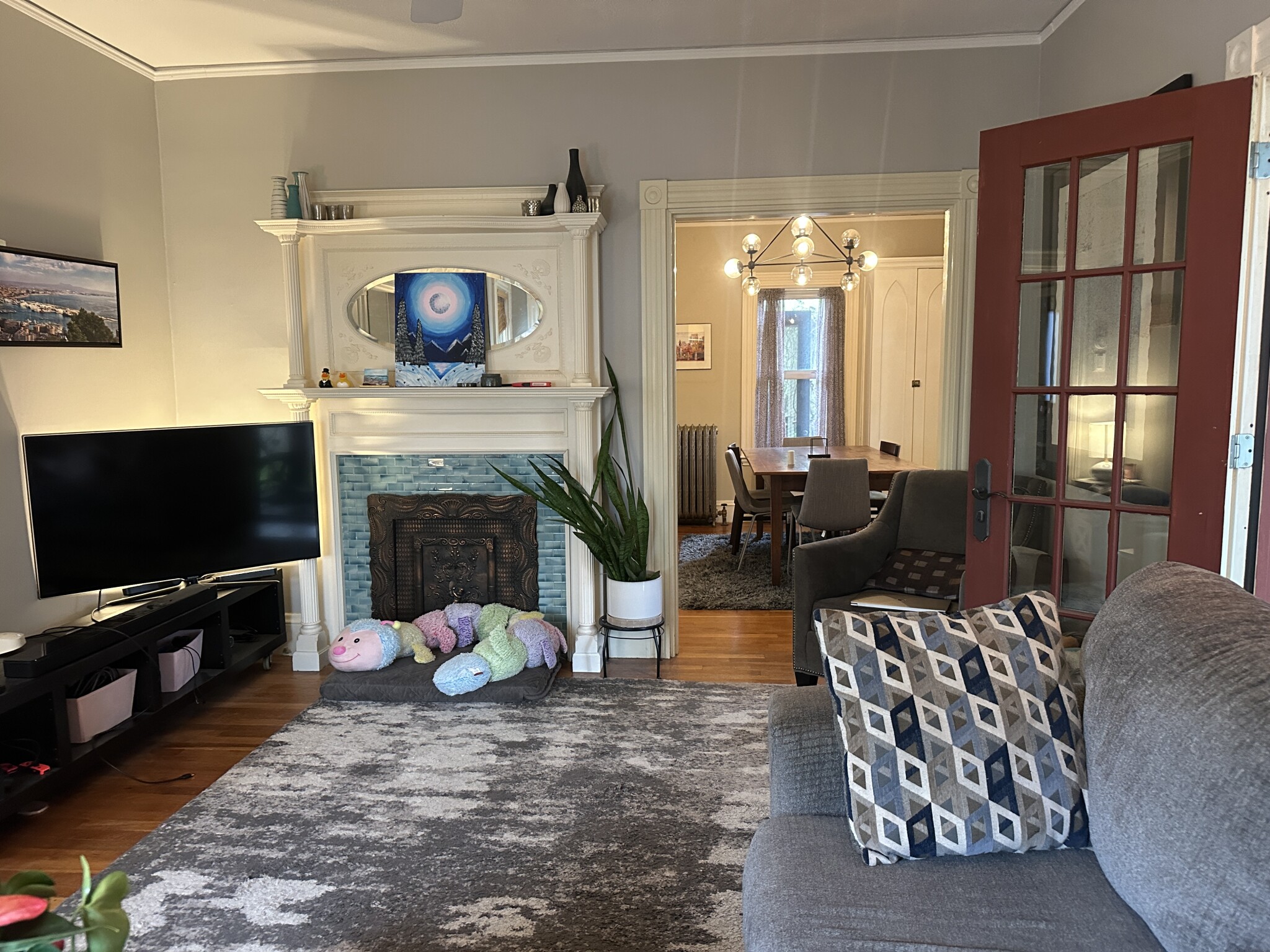 7 Gardenside St, Roslindale