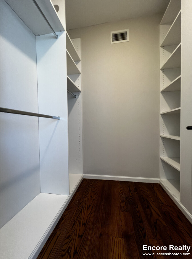 1 Everett St, Allston