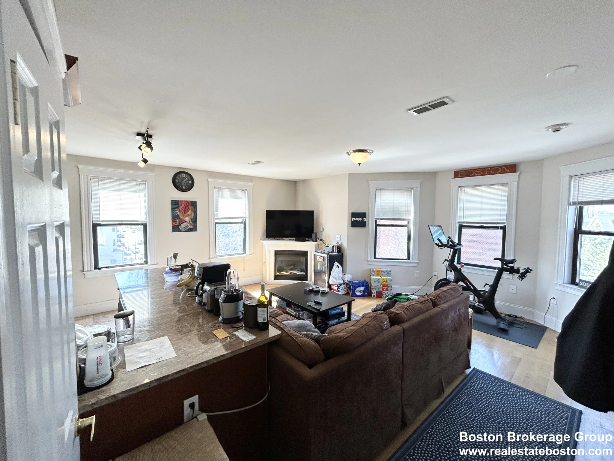 916 Dorchester Ave, Dorchester