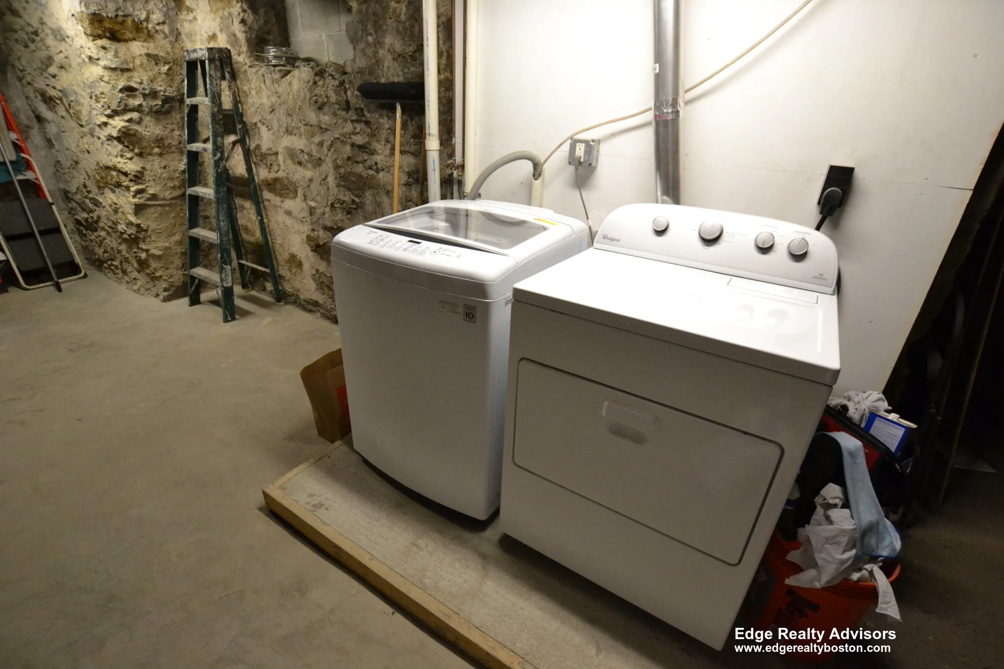 43 Aldie St, Allston