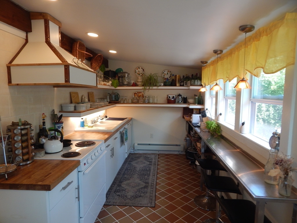 199 Granite St, Rockport