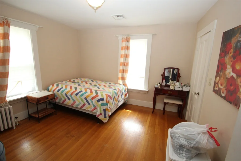 24 Arlington Rd, Woburn