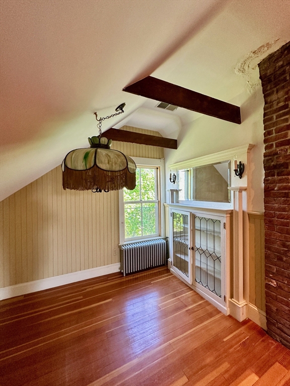 984 Chestnut St, Newton Upper Falls