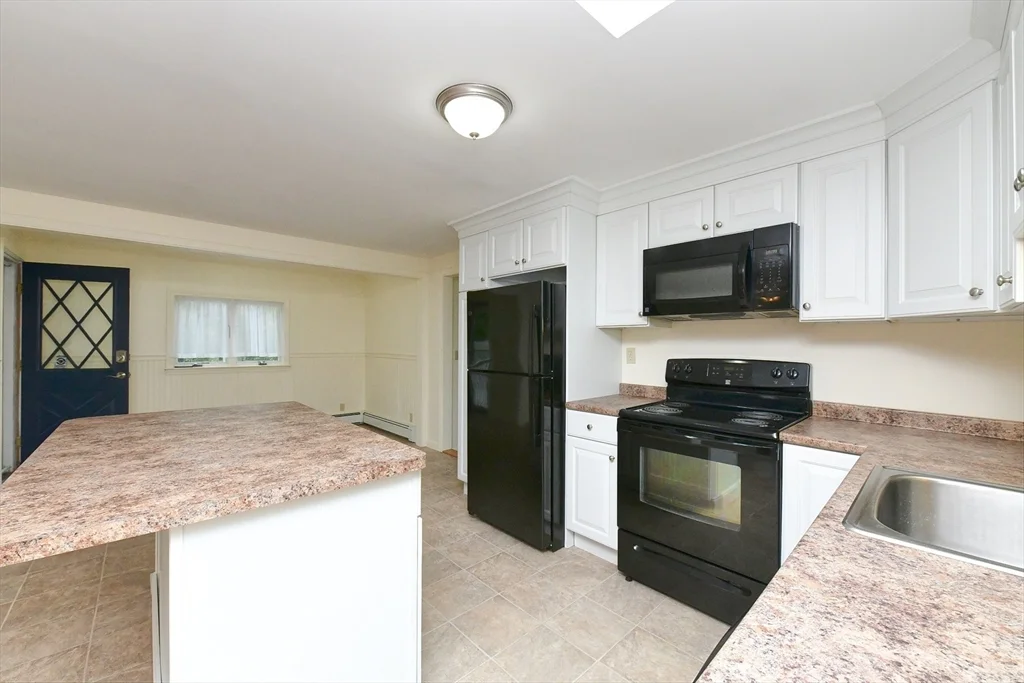 49 Chase Rd, East Sandwich